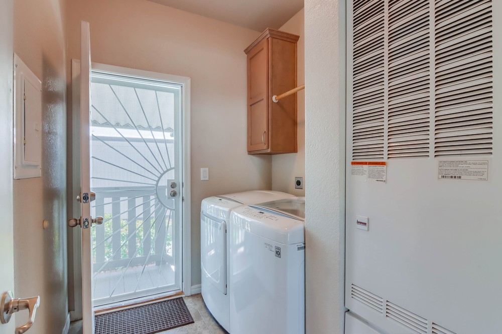 Virtual tour photo 39 of 41 for 1951 47th St SPC 52