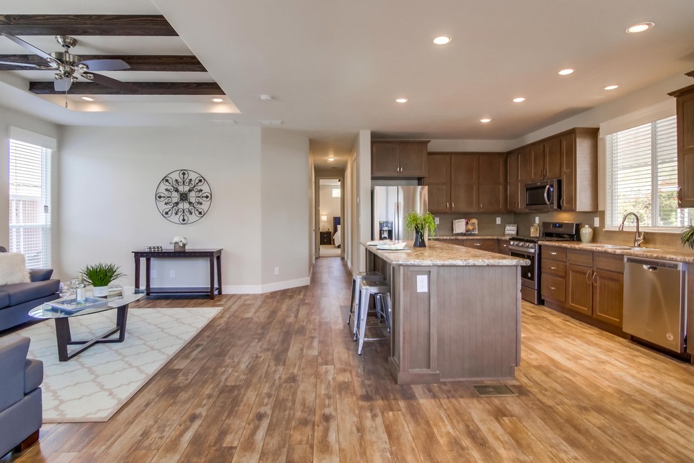 Virtual tour photo 1 of 39 for 1951 47th St SPC 6
