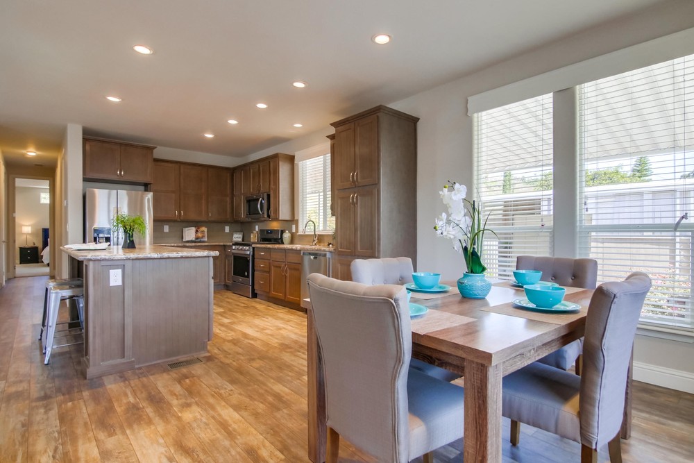 Virtual tour photo 11 of 39 for 1951 47th St SPC 6