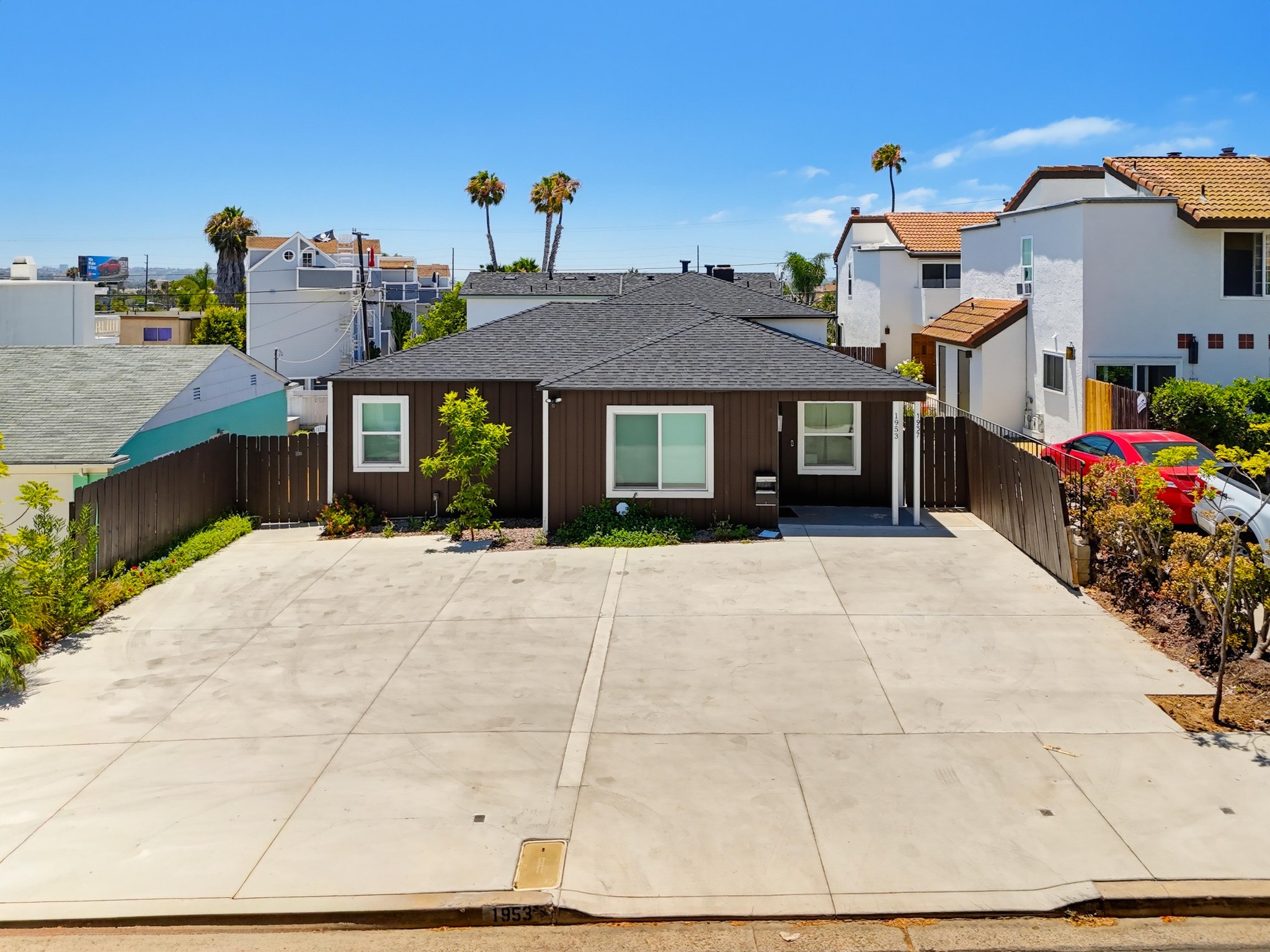 Virtual tour photo 4 of 35 for 1953 Emerald St