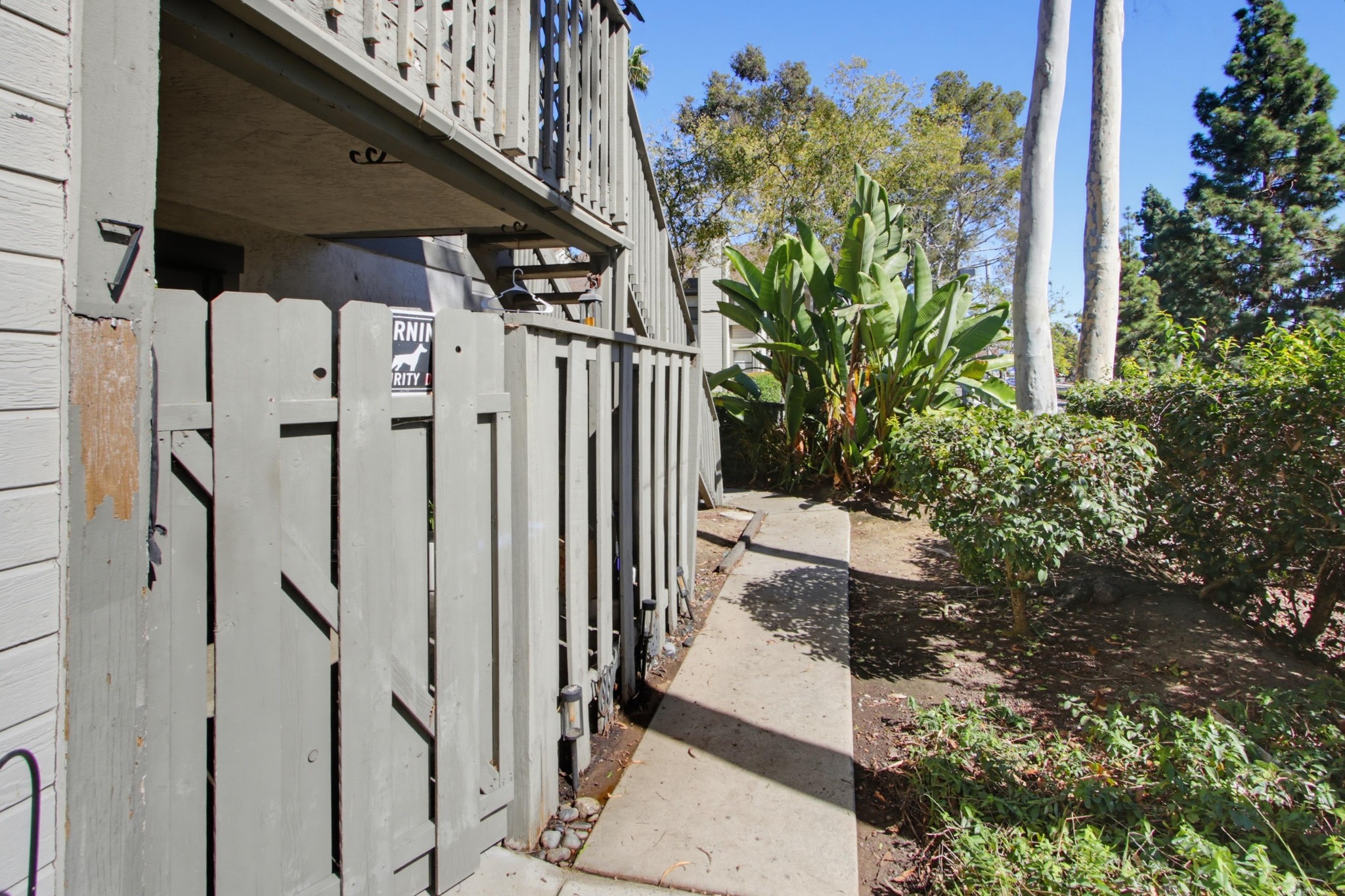Virtual tour photo 5 of 38 for 1953 Wellington Ln Unit 7