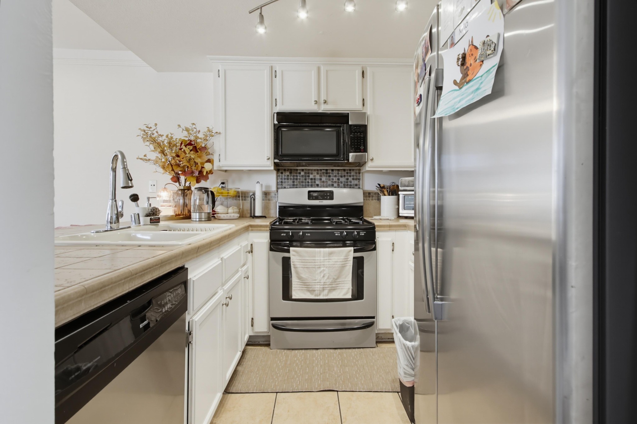 Virtual tour photo 17 of 38 for 1953 Wellington Ln Unit 7