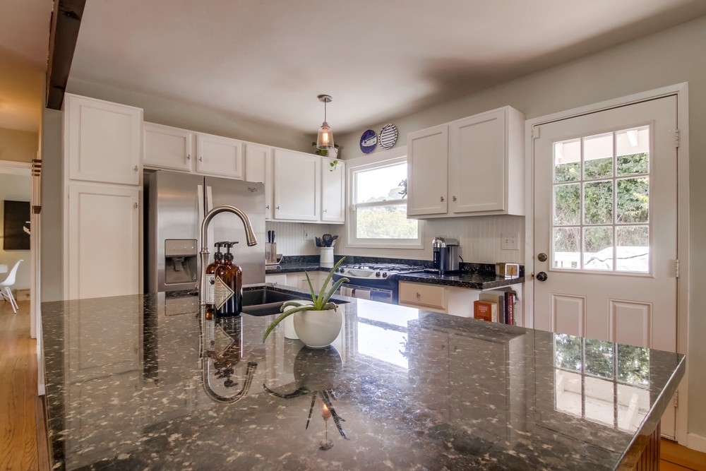 Virtual tour photo 25 of 60 for 1957 Capistrano St