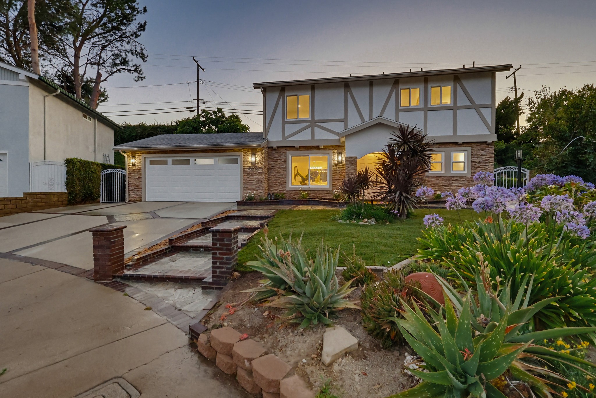 Virtual tour photo 3 of 141 for 19601 Mackel Terrace