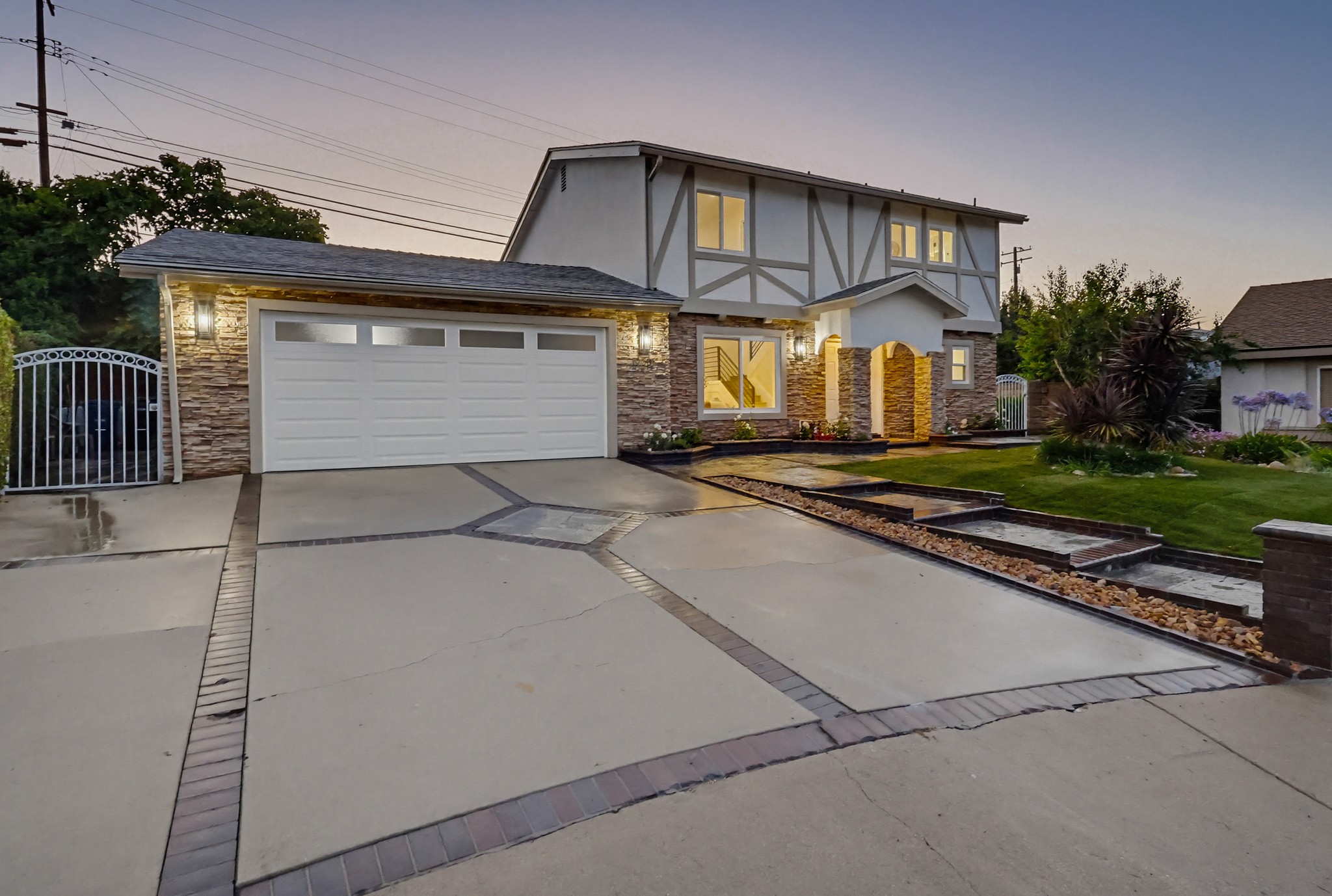 Virtual tour photo 5 of 141 for 19601 Mackel Terrace
