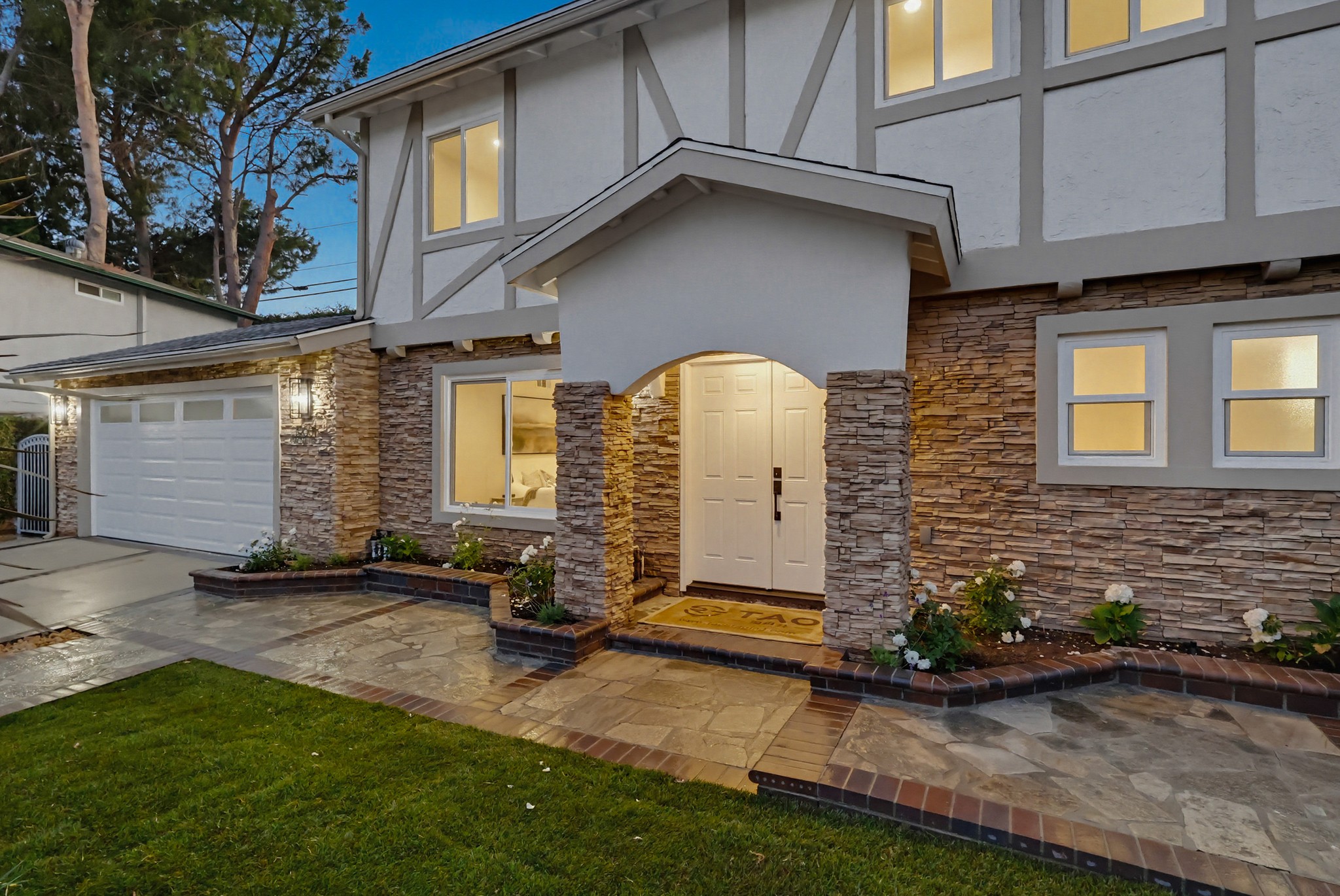 Virtual tour photo 7 of 141 for 19601 Mackel Terrace