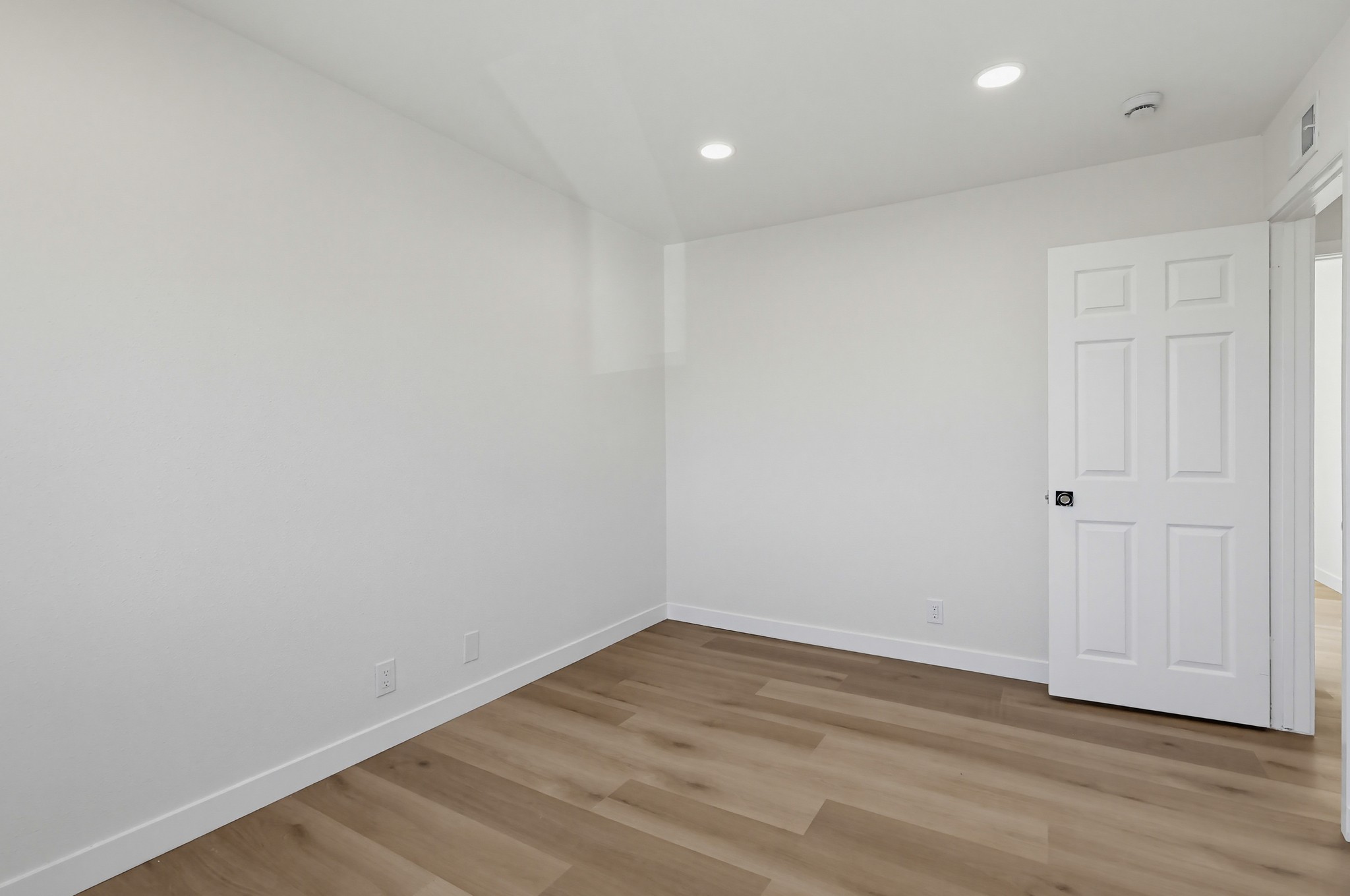 Virtual tour photo 83 of 141 for 19601 Mackel Terrace