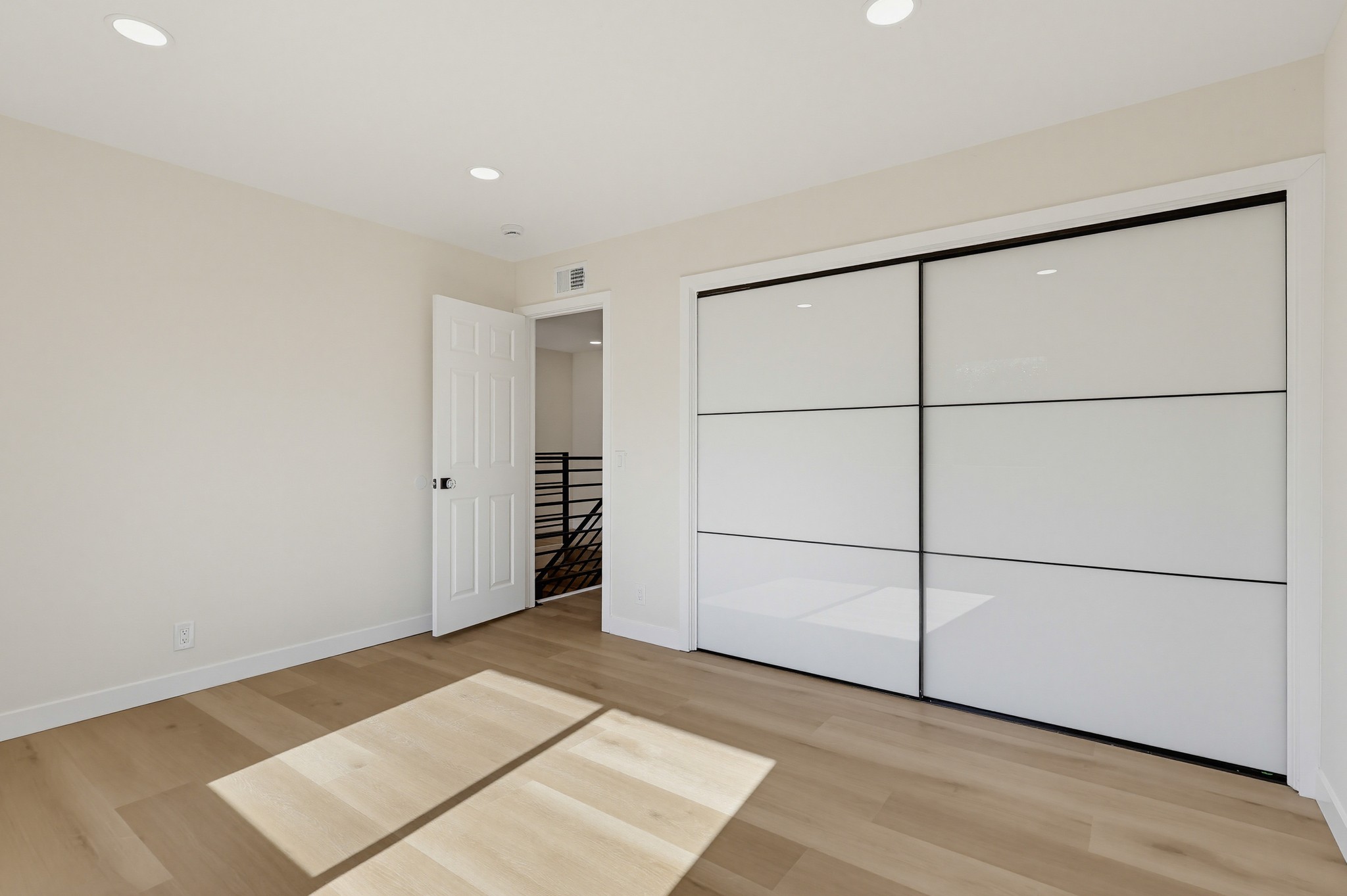 Virtual tour photo 89 of 141 for 19601 Mackel Terrace