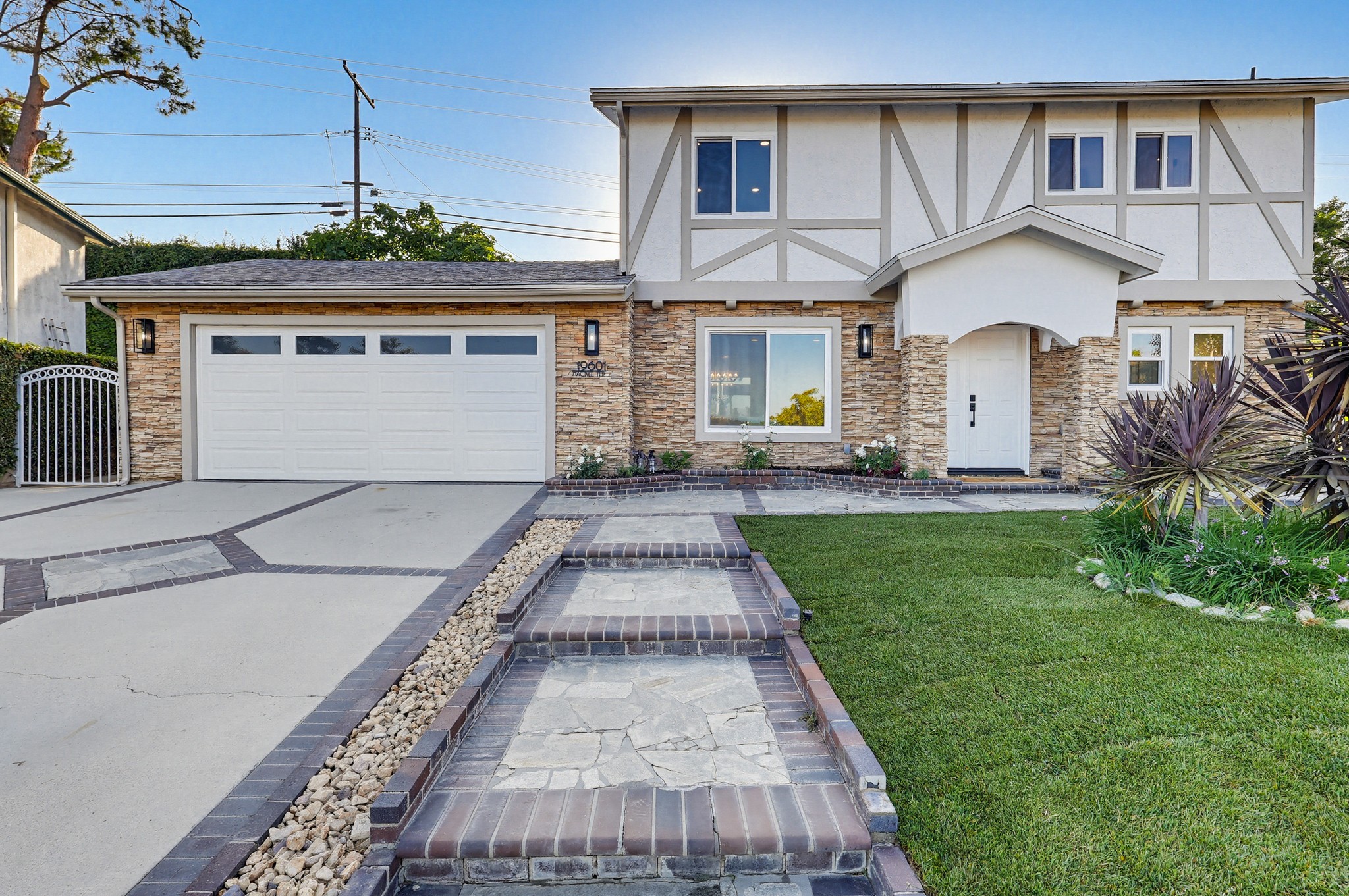 Virtual tour photo 111 of 141 for 19601 Mackel Terrace