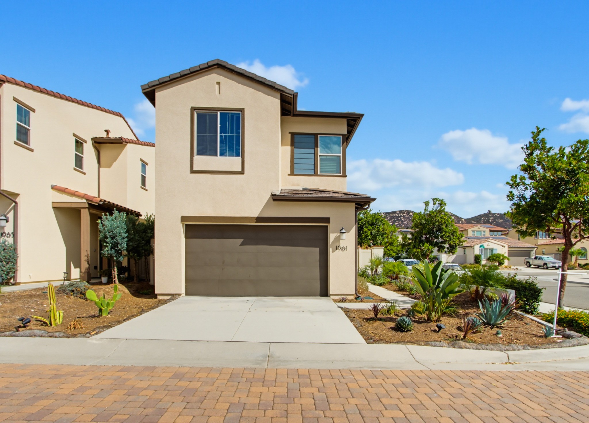Virtual tour photo 4 of 56 for 1961 Carol Lee Ln