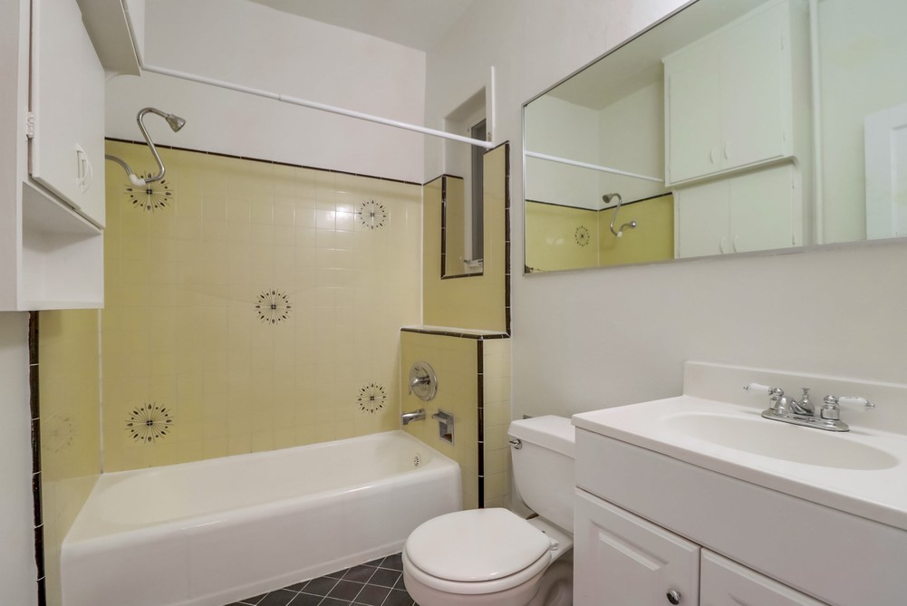 Virtual tour photo 17 of 22 for 1964 Fifth Ave #11