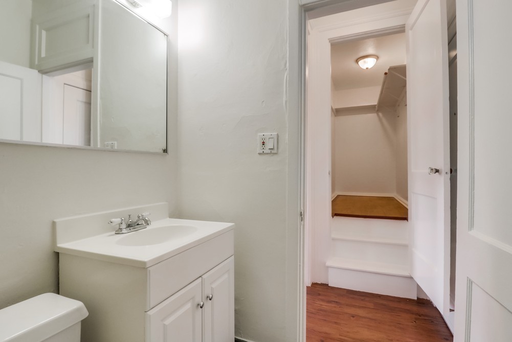 Virtual tour photo 20 of 22 for 1964 Fifth Ave #11