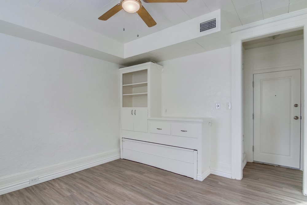 Virtual tour photo 7 of 17 for 1964 Fifth Ave #3