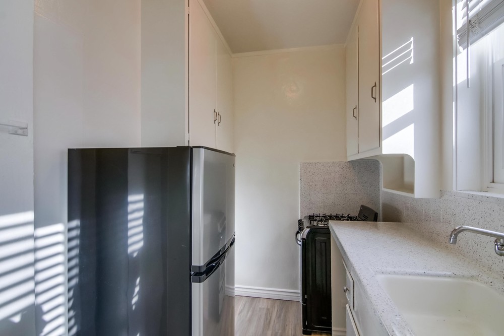 Virtual tour photo 12 of 17 for 1964 Fifth Ave #3