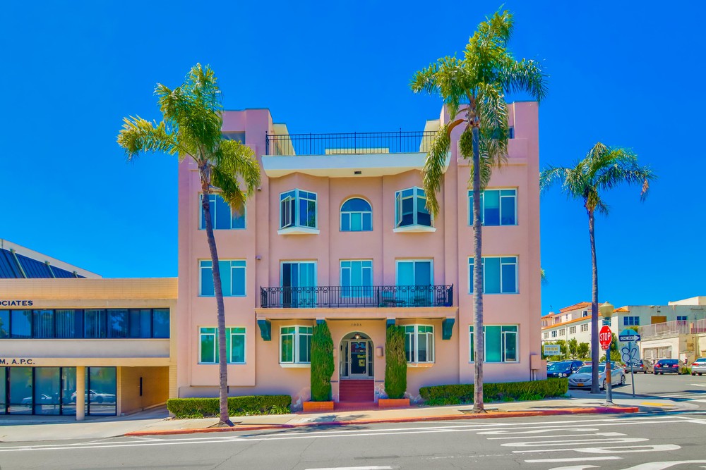 Virtual tour photo 1 of 27 for 1964 Fifth Ave #5