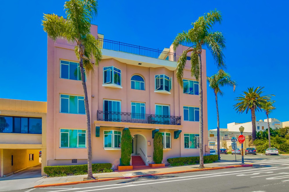 Virtual tour photo 3 of 27 for 1964 Fifth Ave #5