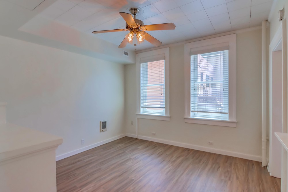 Virtual tour photo 4 of 27 for 1964 Fifth Ave #5