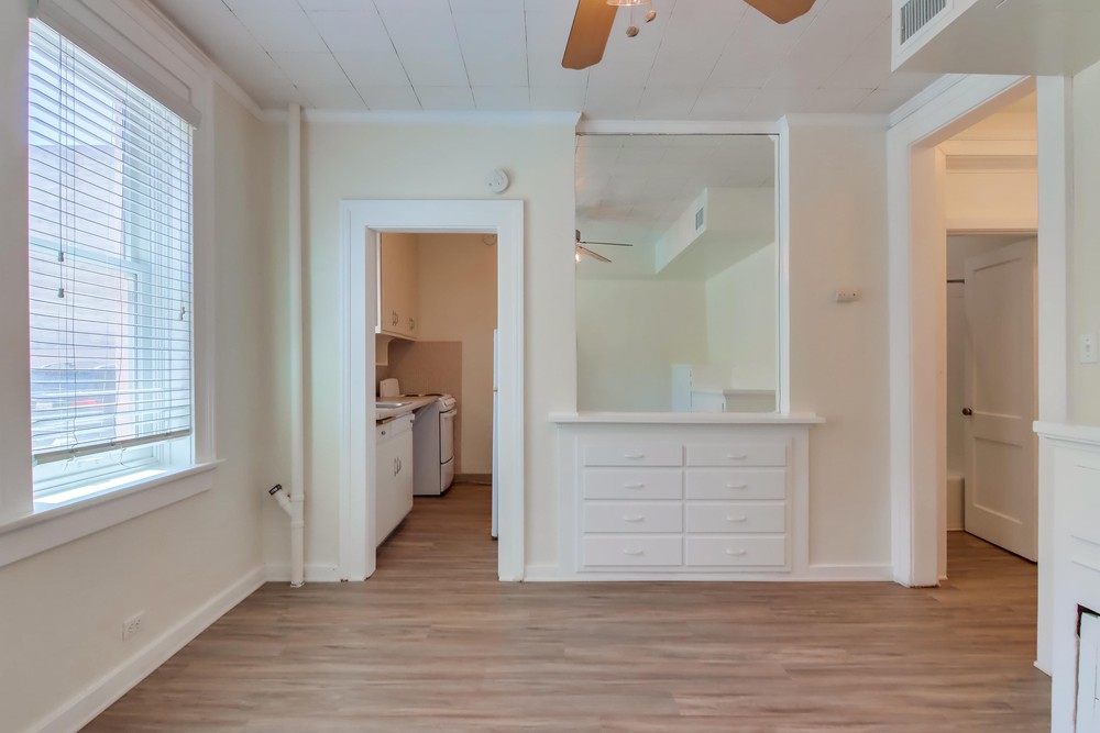 Virtual tour photo 7 of 27 for 1964 Fifth Ave #5
