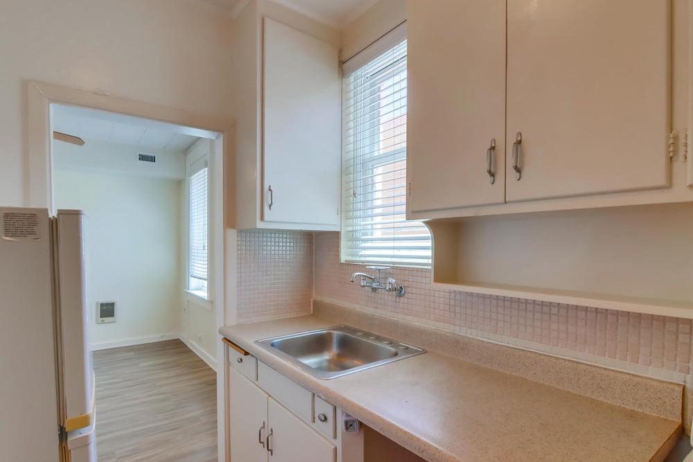 Virtual tour photo 12 of 27 for 1964 Fifth Ave #5