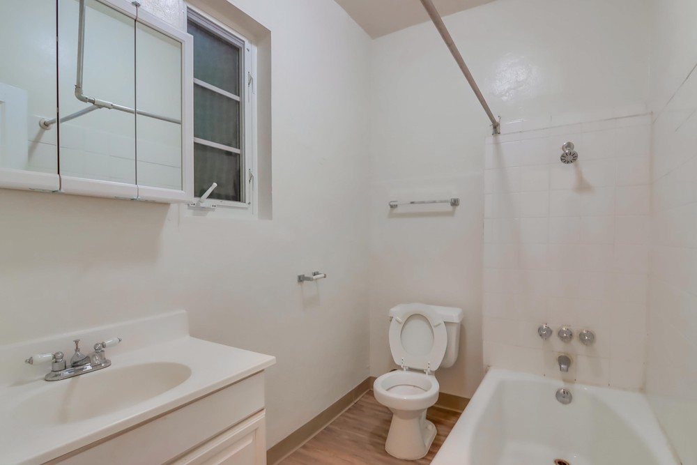 Virtual tour photo 15 of 27 for 1964 Fifth Ave #5