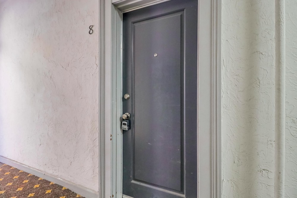 Virtual tour photo 6 of 16 for 1964 Fifth Ave #8