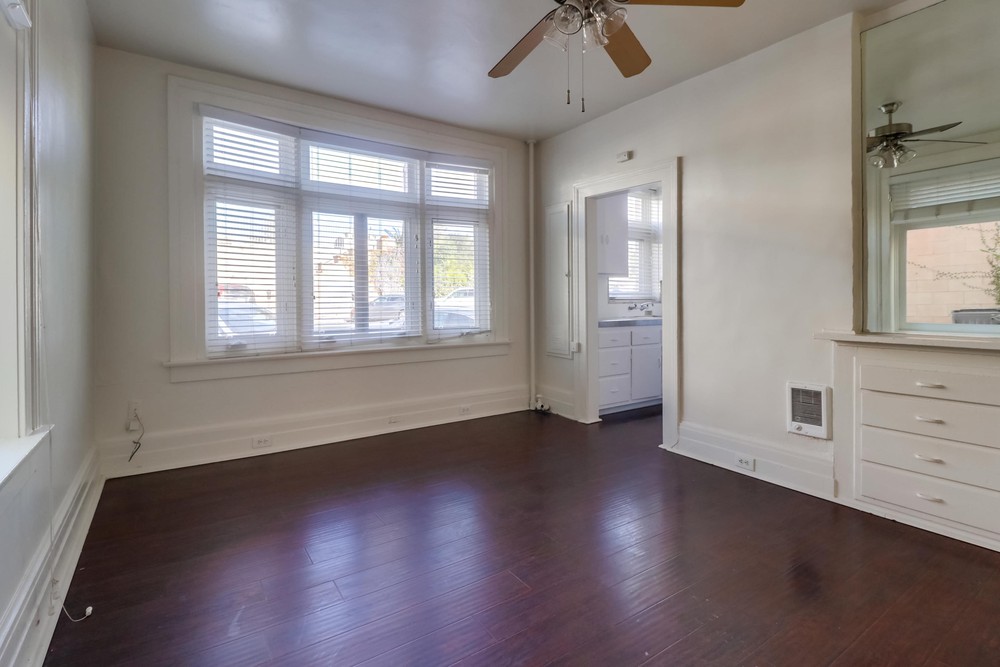 Virtual tour photo 9 of 16 for 1964 Fifth Ave #8