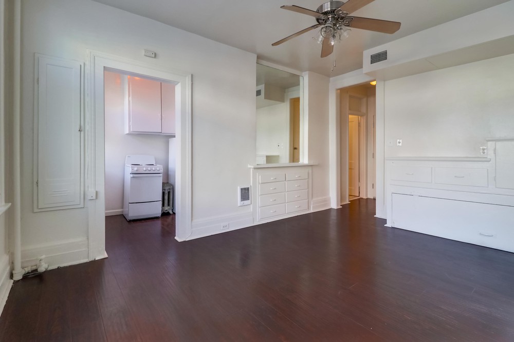 Virtual tour photo 10 of 16 for 1964 Fifth Ave #8
