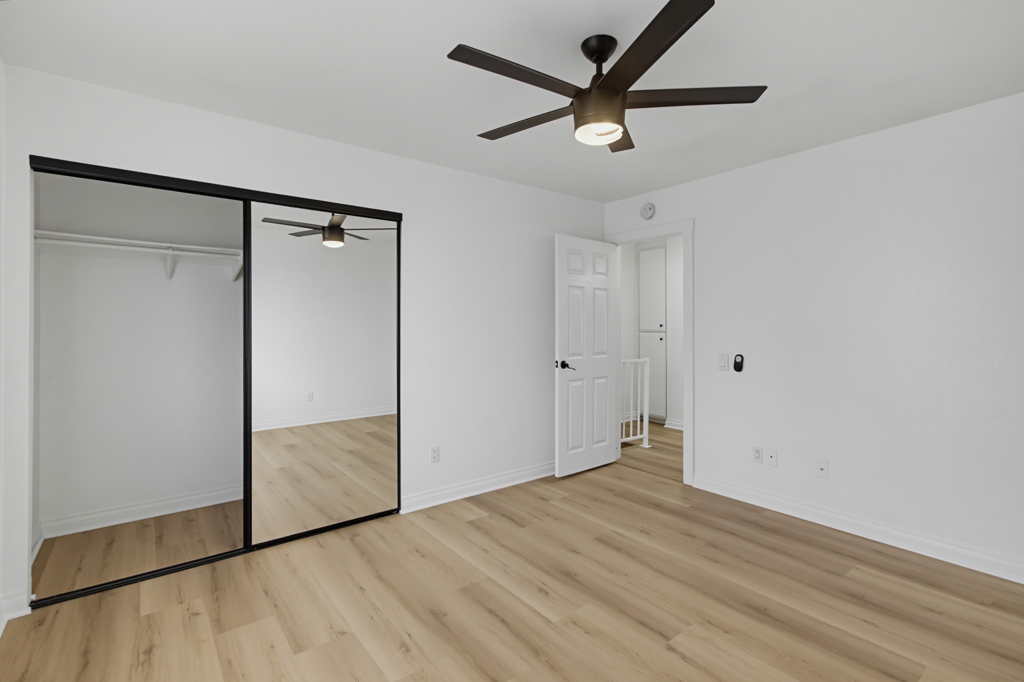 Virtual tour photo 22 of 32 for 1964 Missouri St Apt 2