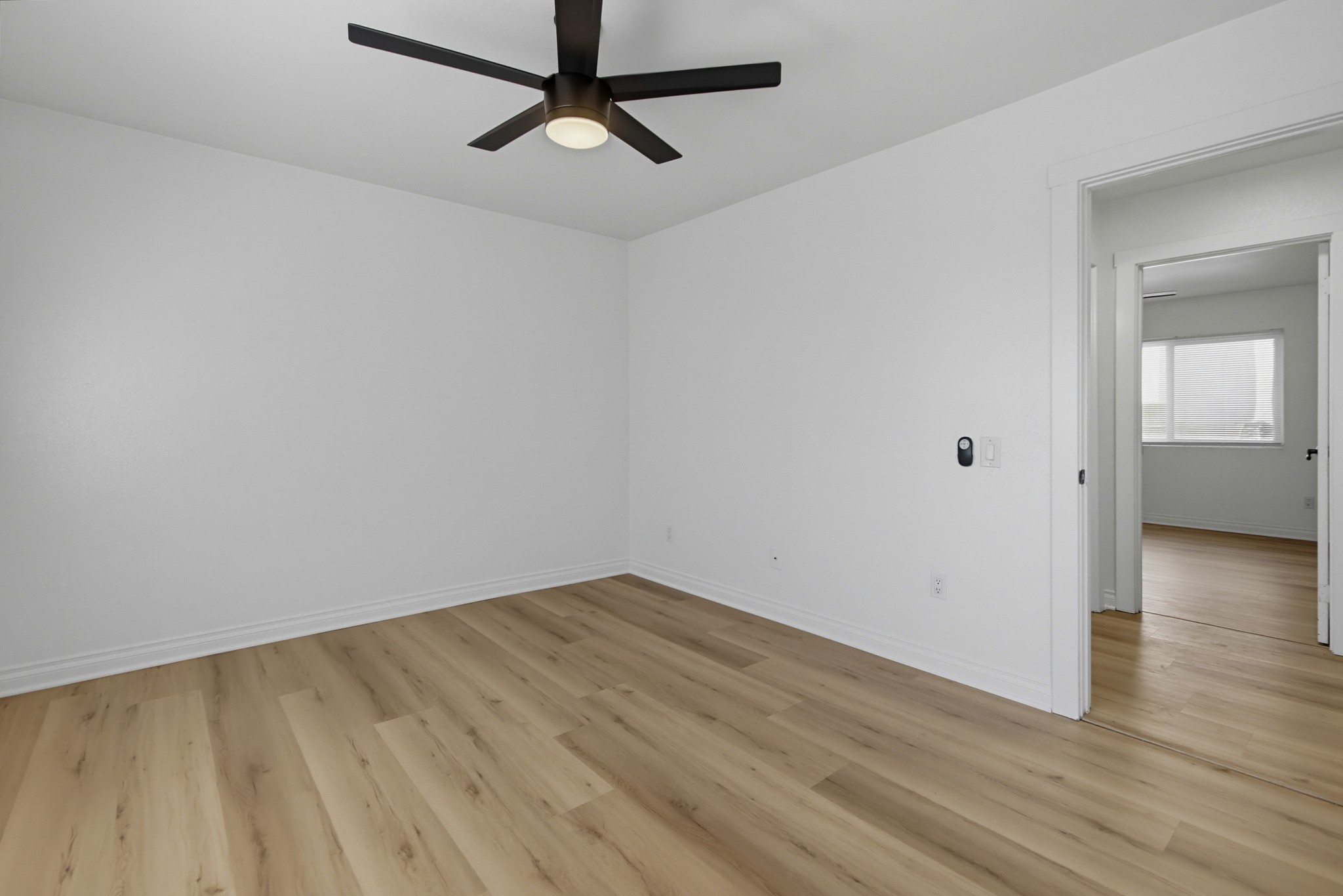 Virtual tour photo 26 of 32 for 1964 Missouri St Apt 2