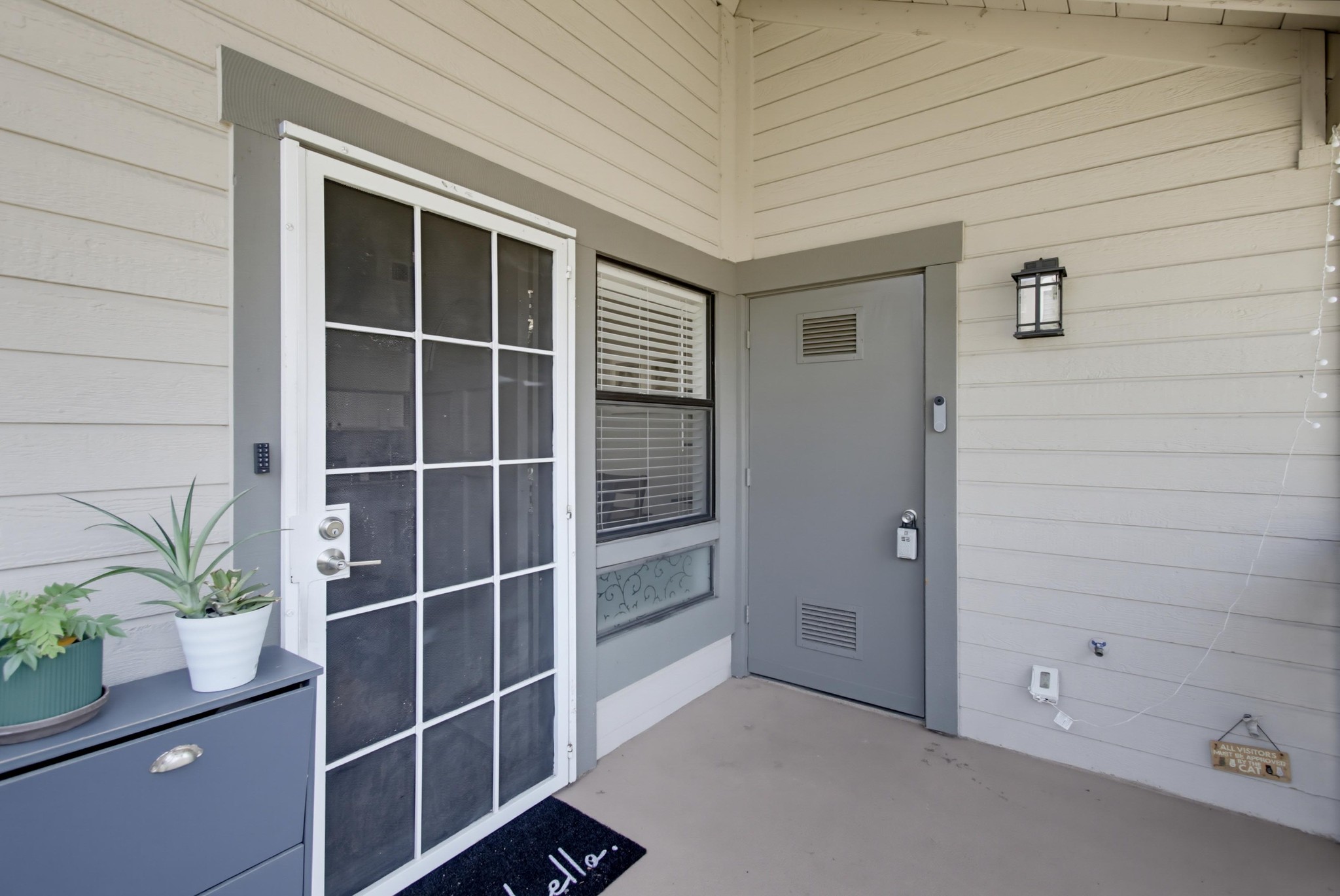 Virtual tour photo 4 of 38 for 1965 Wellington Ln Unit 2