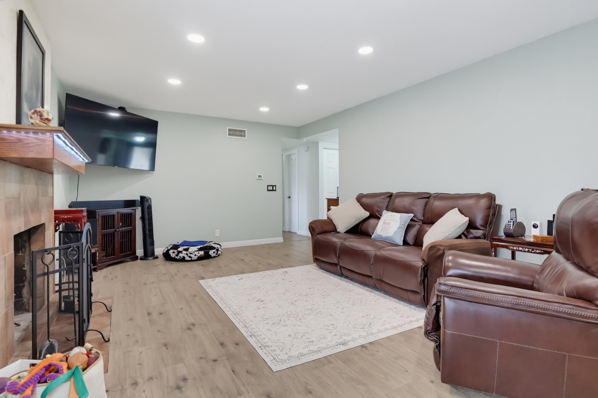 Virtual tour photo 14 of 54 for 19655 E Covina Blvd