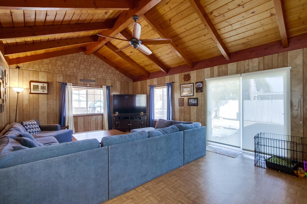 Virtual tour photo 8 of 49 for 1966 Elm Ave