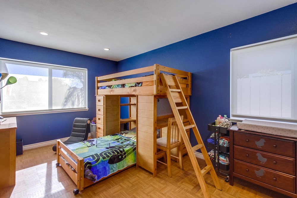 Virtual tour photo 26 of 49 for 1966 Elm Ave