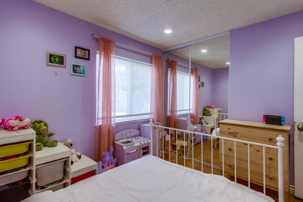 Virtual tour photo 31 of 49 for 1966 Elm Ave