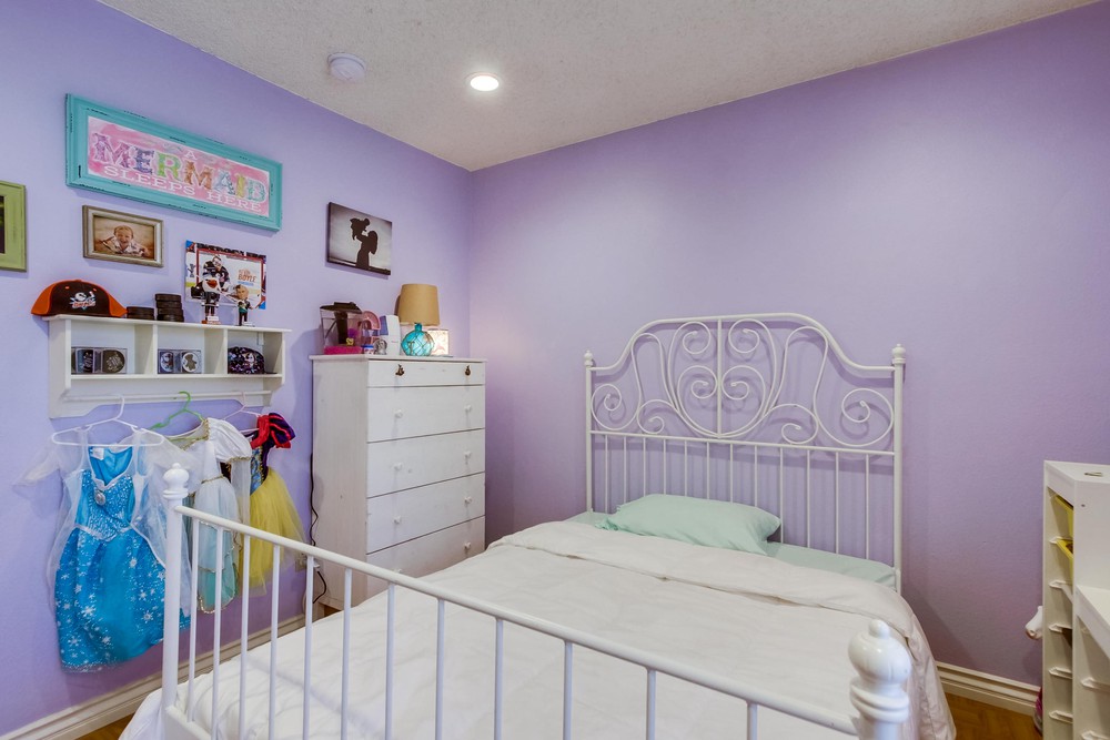Virtual tour photo 32 of 49 for 1966 Elm Ave