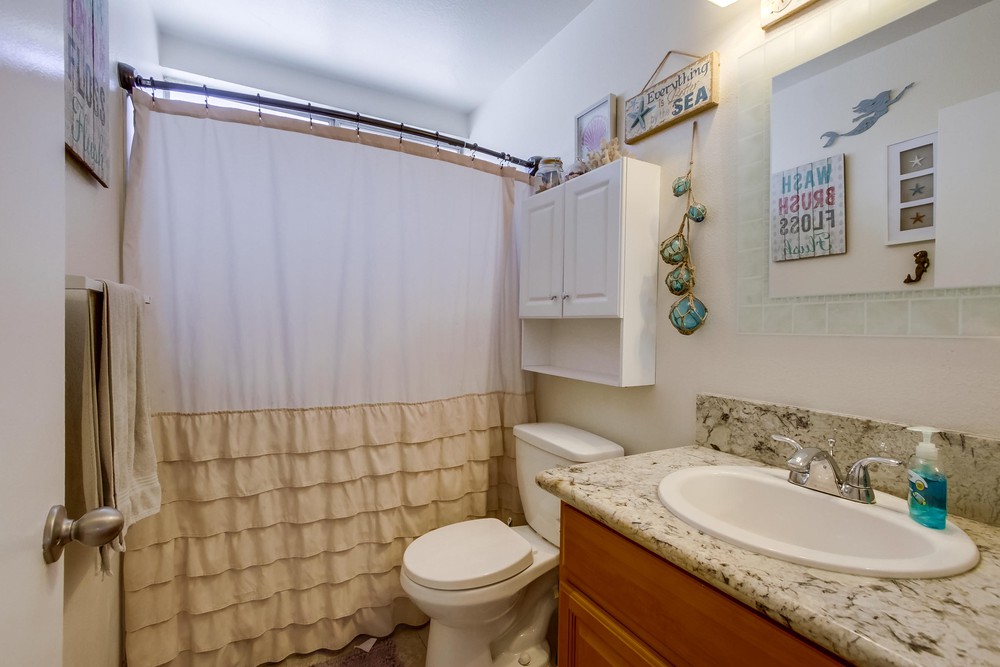 Virtual tour photo 36 of 49 for 1966 Elm Ave