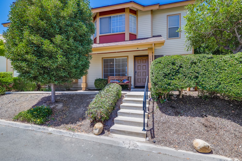 Virtual tour photo 4 of 43 for 1967 Manzana Way
