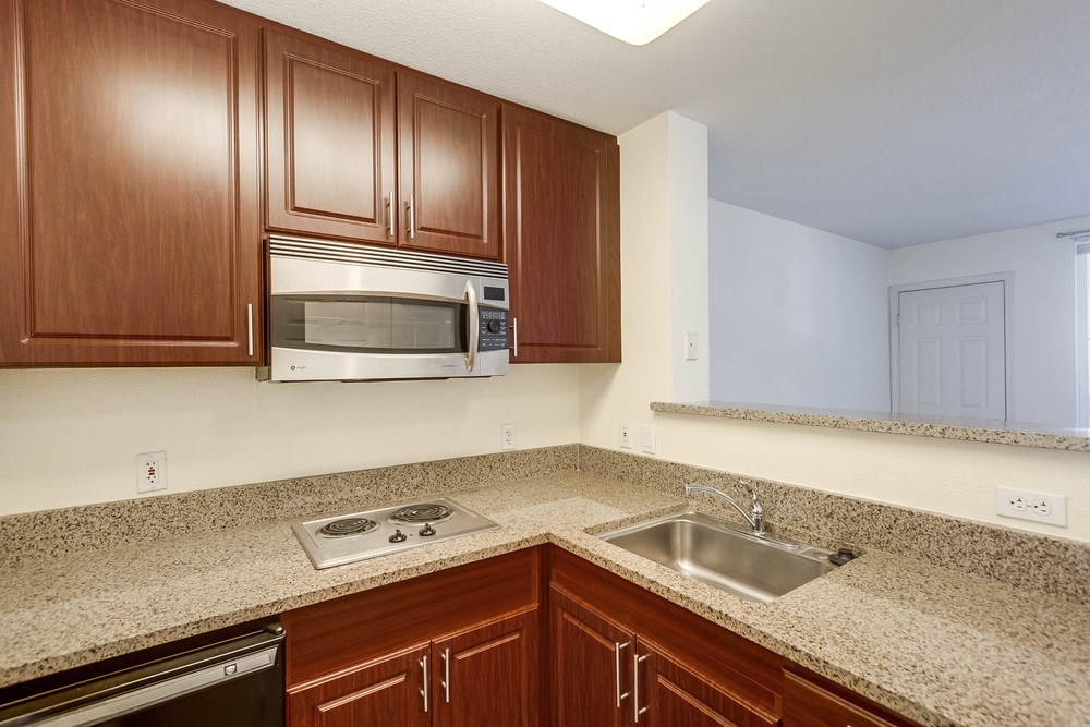 Virtual tour photo 18 of 47 for 1970 Columbia St