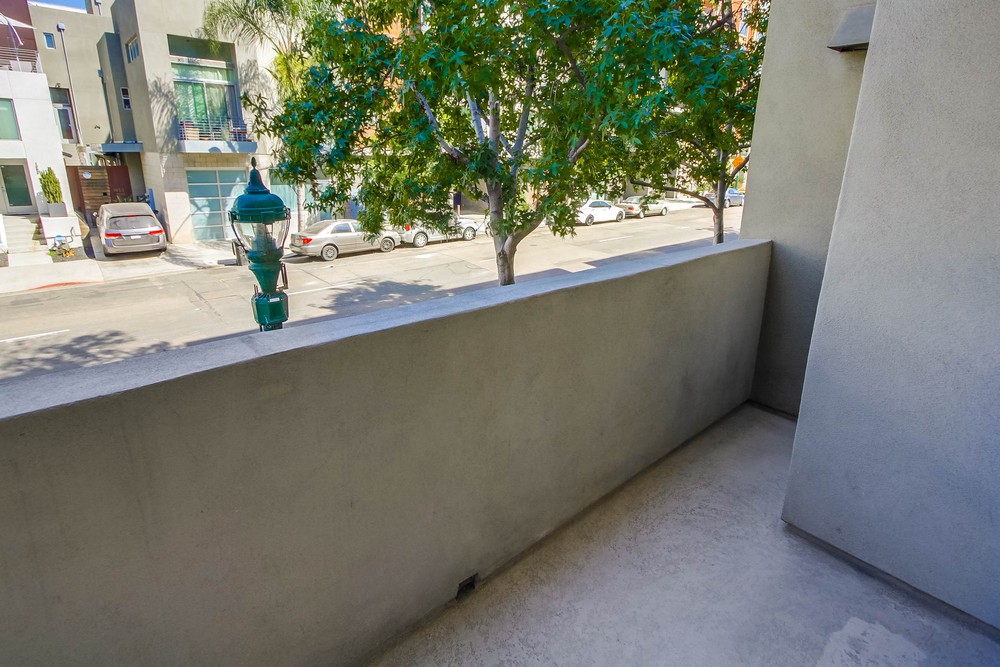 Virtual tour photo 33 of 47 for 1970 Columbia St