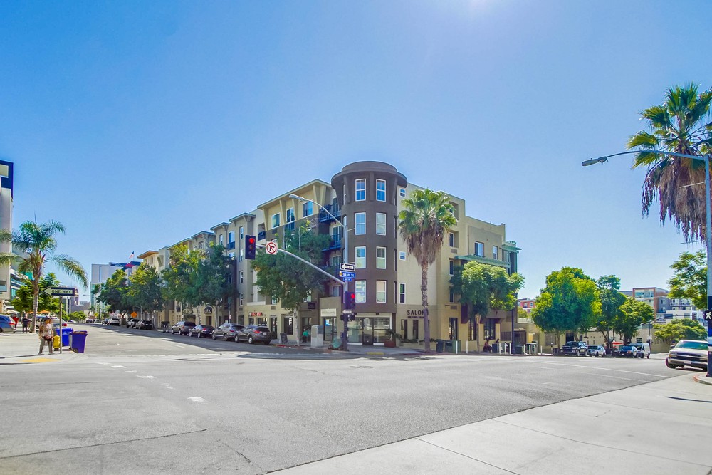 Virtual tour photo 45 of 47 for 1970 Columbia St