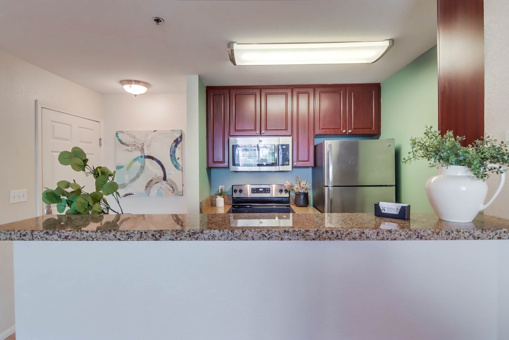 Virtual tour photo 14 of 39 for 1970 Columbia St