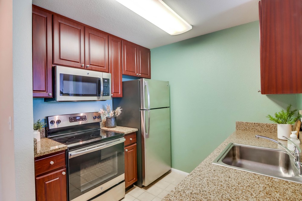Virtual tour photo 16 of 39 for 1970 Columbia St