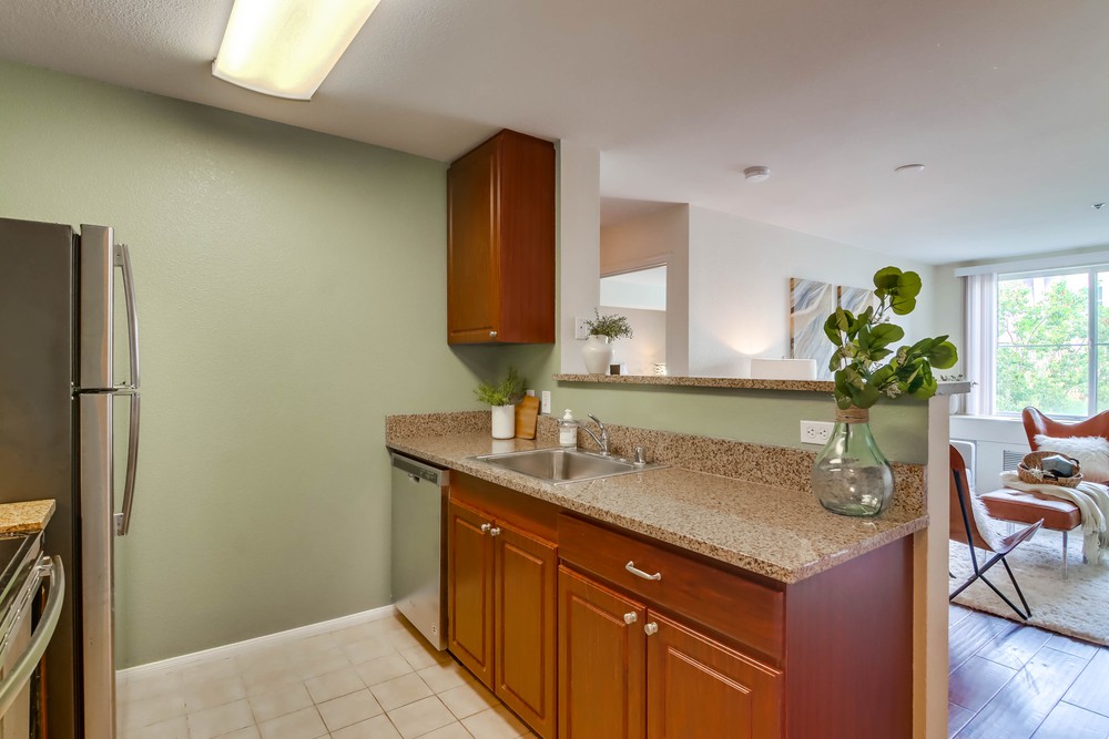 Virtual tour photo 18 of 39 for 1970 Columbia St