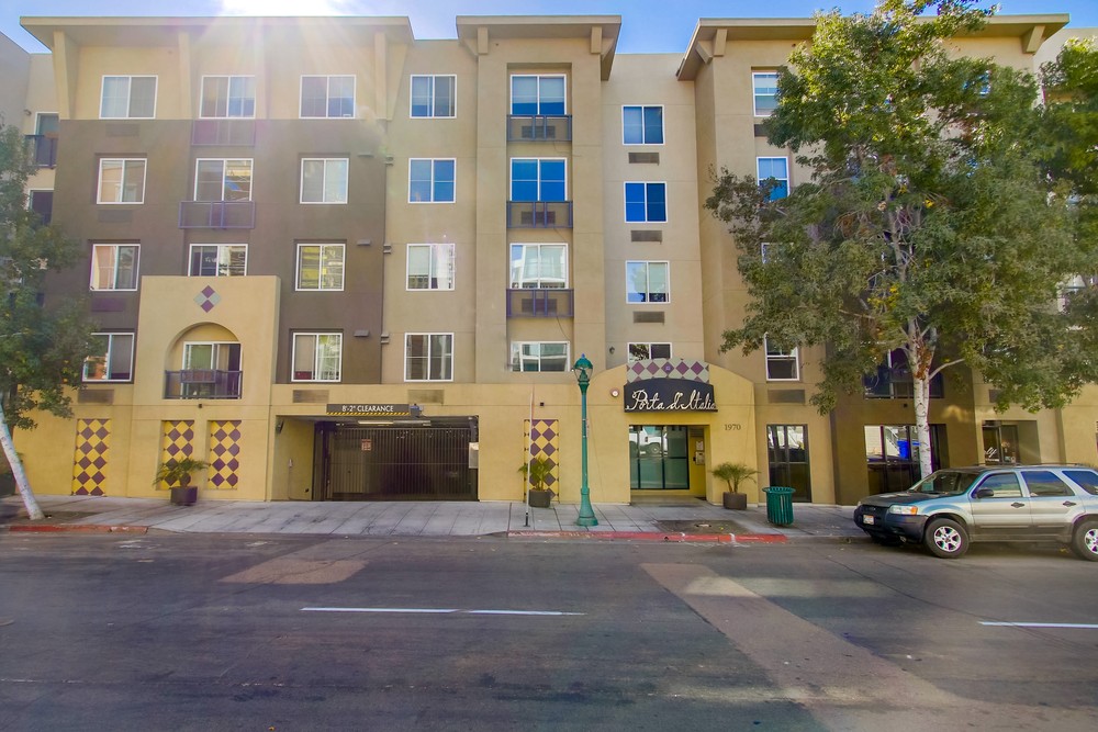 Virtual tour photo 1 of 54 for 1970 Columbia St #413