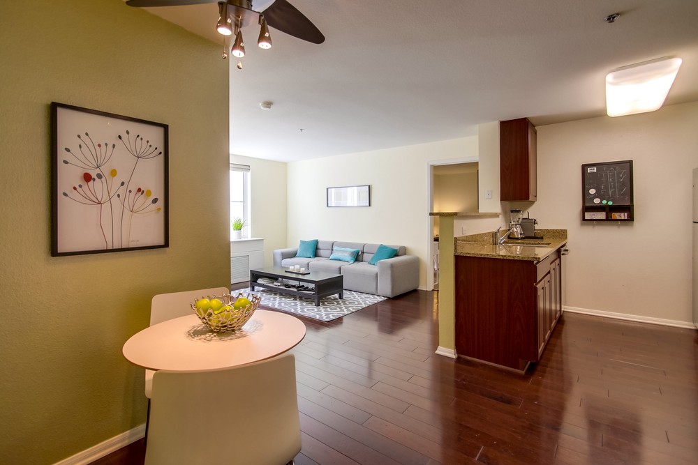 Virtual tour photo 22 of 54 for 1970 Columbia St #413
