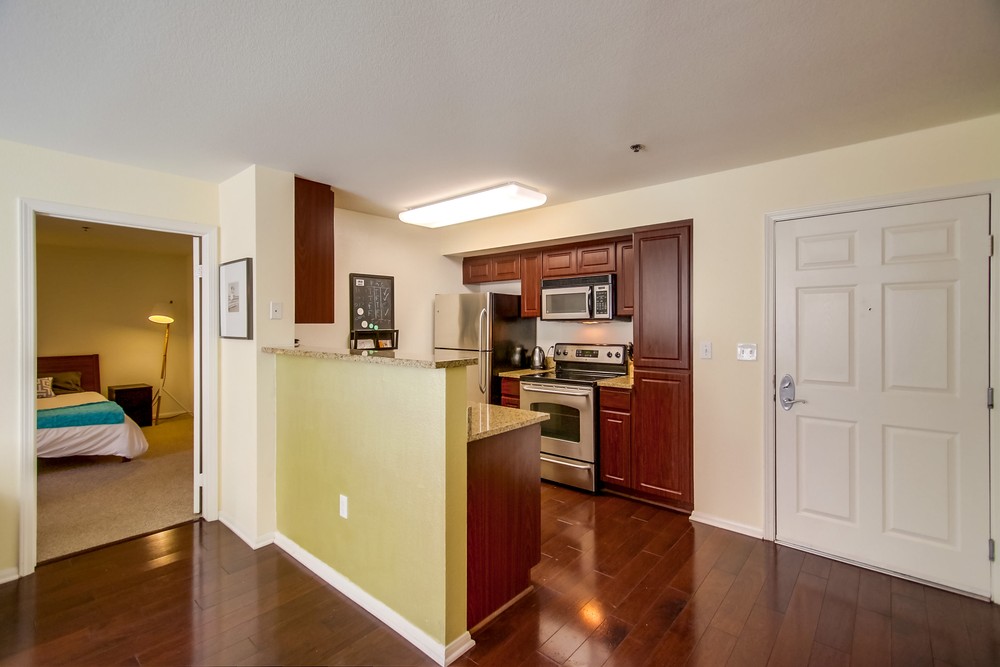 Virtual tour photo 24 of 54 for 1970 Columbia St #413