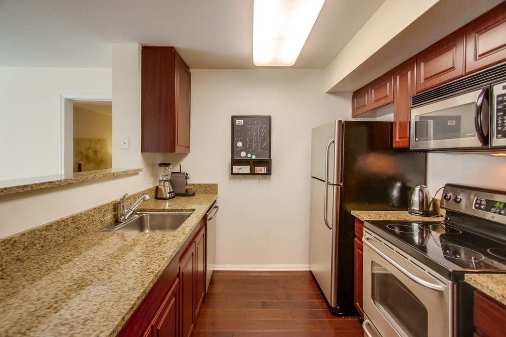 Virtual tour photo 26 of 54 for 1970 Columbia St #413