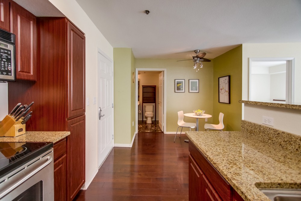 Virtual tour photo 28 of 54 for 1970 Columbia St #413