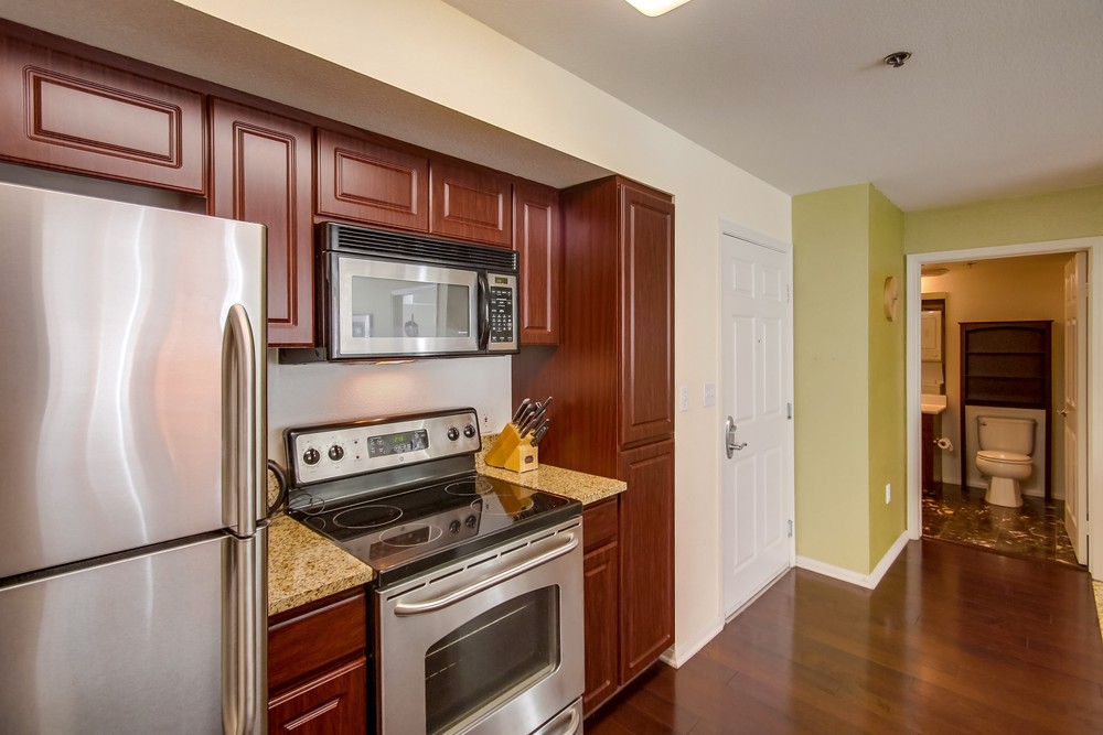 Virtual tour photo 29 of 54 for 1970 Columbia St #413