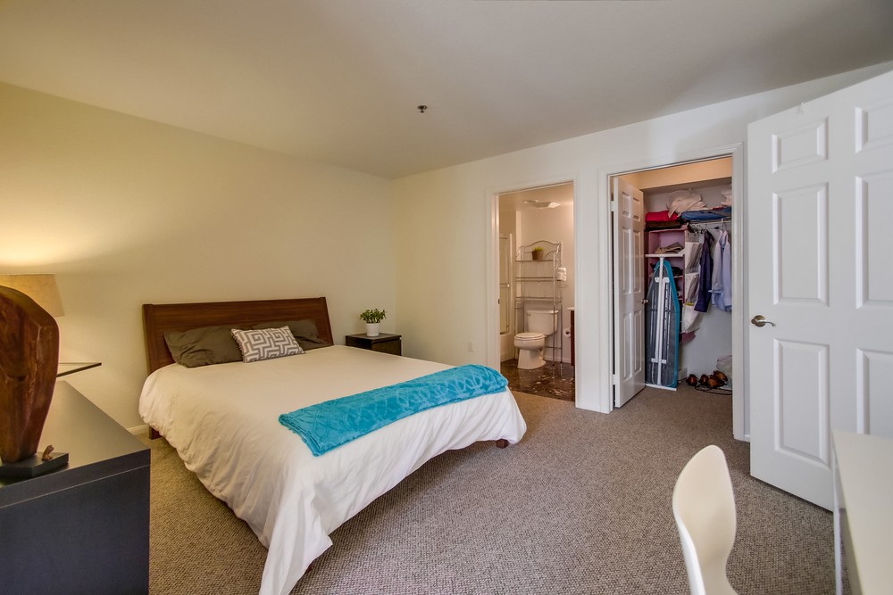 Virtual tour photo 32 of 54 for 1970 Columbia St #413